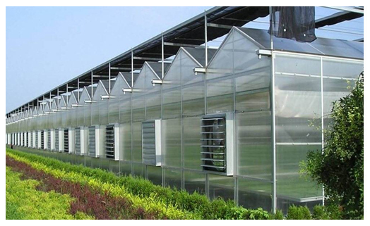 溫室噴灌機